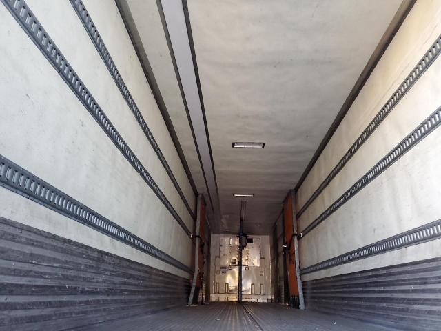 1UYVS2485DU630107 - 2013 UTILITY VS2RA 白色 照片 5