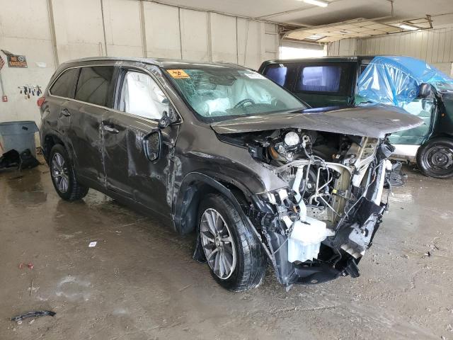 5TDKZRFH6JS538698 - 2018 TOYOTA HIGHLANDER SE Szary zdjęcie 4