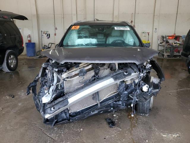 5TDKZRFH6JS538698 - 2018 TOYOTA HIGHLANDER SE Szary zdjęcie 5