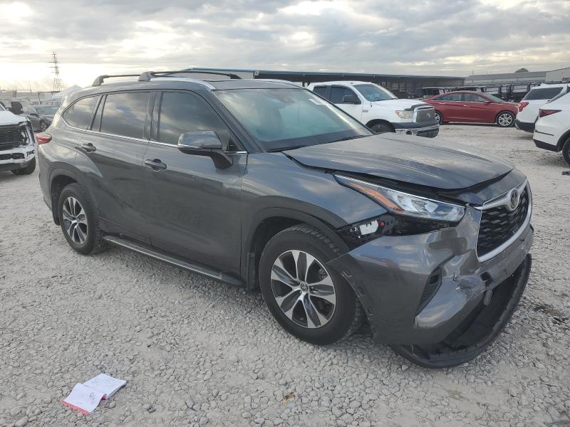 5TDGZRAHXLS007973 - 2020 TOYOTA HIGHLANDER XLE Graphite photo 4