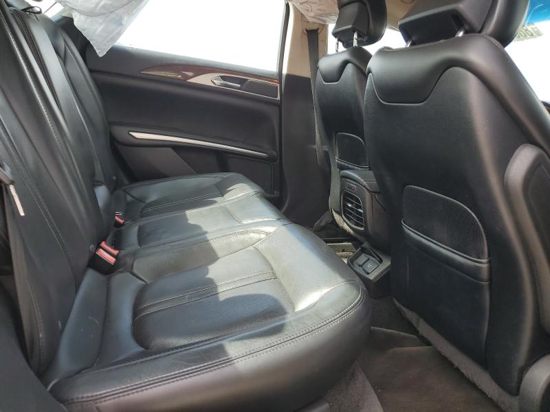 3LN6L2G92FR616109 - 2015 LINCOLN MKZ SILVER photo 10