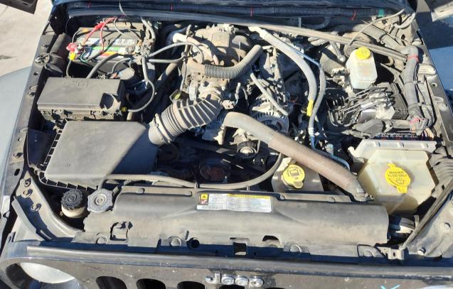 1J4AA2D17AL177686 - 2010 JEEP WRANGLER SPORT BLACK photo 12