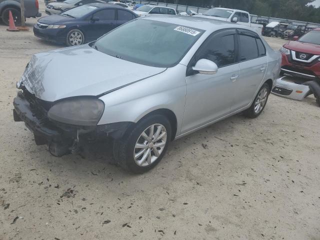 2010 VOLKSWAGEN JETTA LIMITED, 