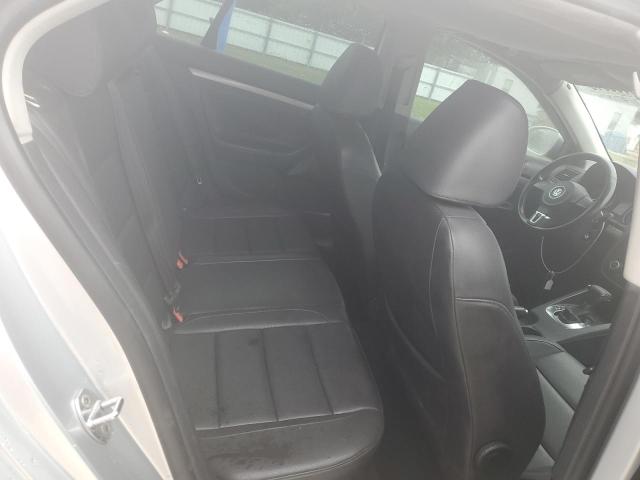 3VWAX7AJ8AM154421 - 2010 VOLKSWAGEN JETTA LIMITED 银色 照片 10