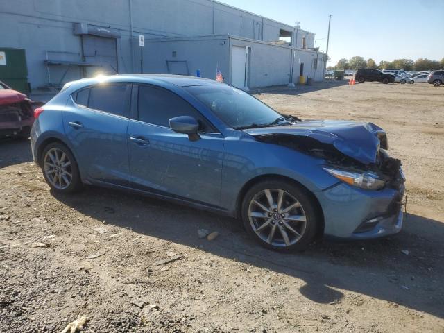 3MZBN1L34JM203958 - 2018 MAZDA 3 TOURING BLUE photo 4