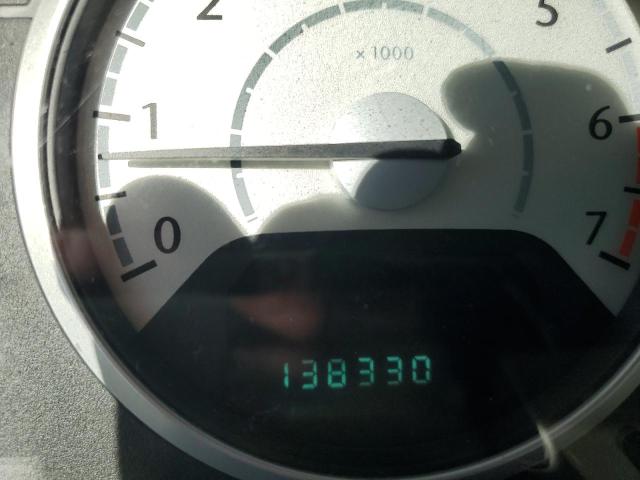 2A8HR54P28R658569 - 2008 CHRYSLER TOWN & COU TOURING თეთრი ფოტო 9