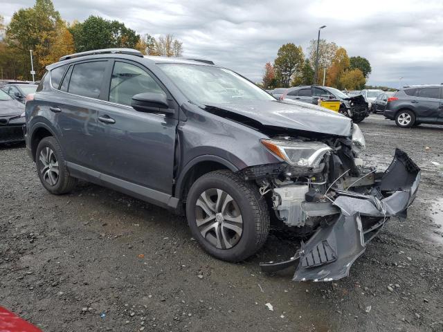 JTMBFREV2HJ702679 - 2017 TOYOTA RAV4 LE CHARCOAL photo 4