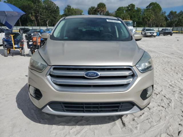 1FMCU0GDXHUC73375 - 2017 FORD ESCAPE SE BEIGE photo 5