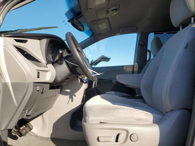 5TDKK3DC9GS734846 - 2016 TOYOTA SIENNA LE GRAY photo 7
