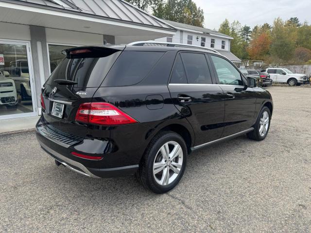 4JGDA5HB5FA461890 - 2015 MERCEDES-BENZ ML 350 4MATIC BLACK photo 4