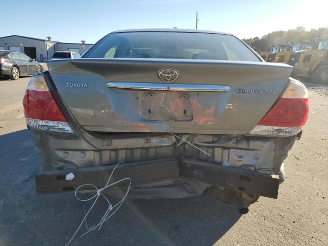 4T1BE32K85U557003 - 2005 TOYOTA CAMRY LE Grau Foto 6
