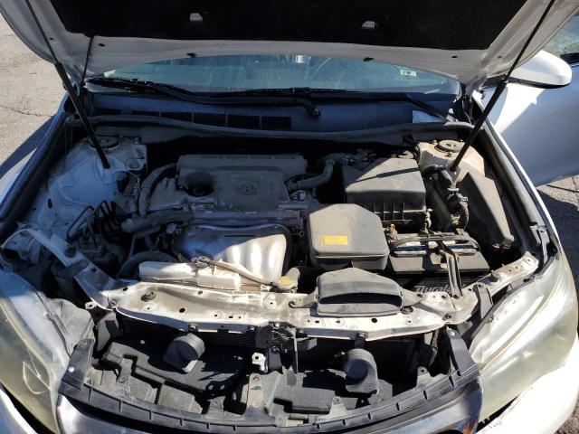 4T1BF1FK0FU050562 - 2015 TOYOTA CAMRY LE WHITE photo 11