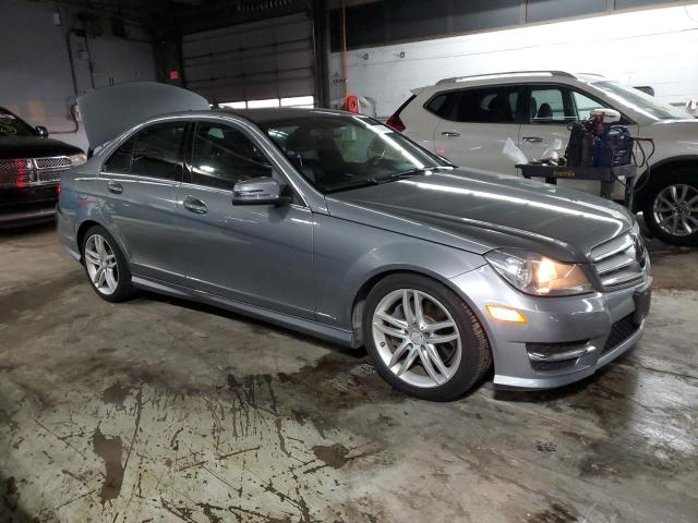 WDDGF8AB9DR253045 - 2013 MERCEDES-BENZ C 300 4MATIC GRAY photo 4