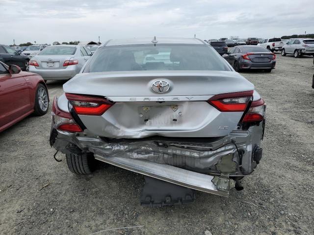 4T1R11AK0NU681184 - 2022 TOYOTA CAMRY LE ვერცხლისფერი ფოტო 6