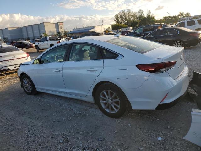 5NPE24AFXKH744284 - 2019 HYUNDAI SONATA SE WHITE photo 2