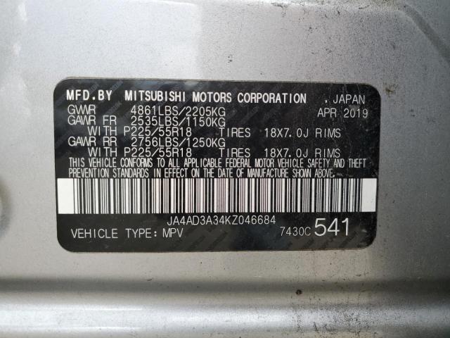 JA4AD3A34KZ046684 - 2019 MITSUBISHI OUTLANDER SE 银色 照片 13