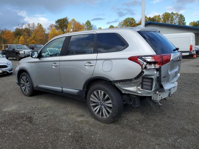 JA4AD3A34KZ046684 - 2019 MITSUBISHI OUTLANDER SE 银色 照片 2