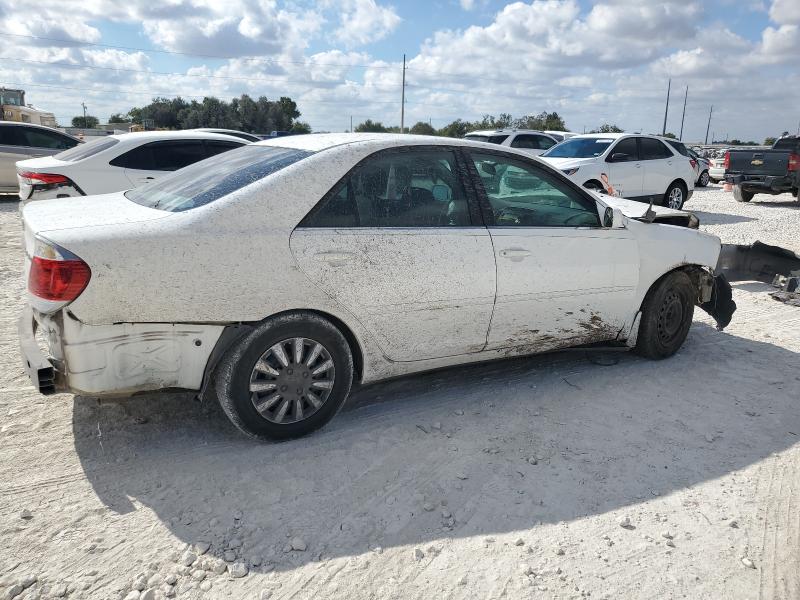 4T1BE30KX5U542232 - 2005 TOYOTA CAMRY LE WHITE photo 3