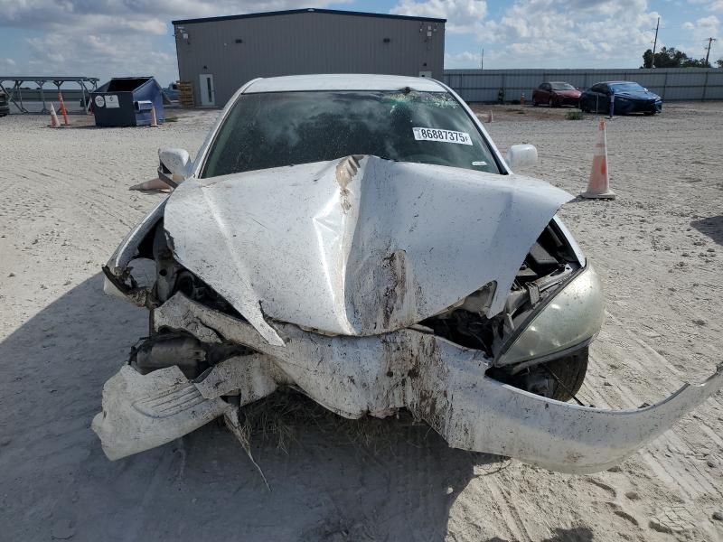 4T1BE30KX5U542232 - 2005 TOYOTA CAMRY LE WHITE photo 5
