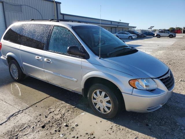 2C4GP54L45R145325 - 2005 CHRYSLER TOWN & COU TOURING Silber Foto 4