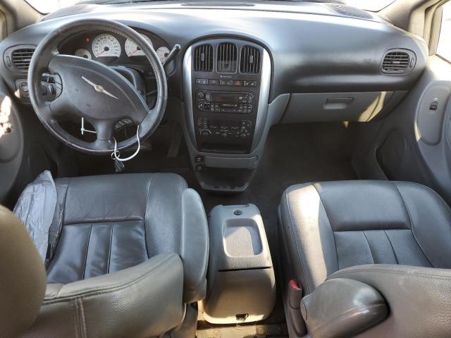 2C4GP54L45R145325 - 2005 CHRYSLER TOWN & COU TOURING Silber Foto 8