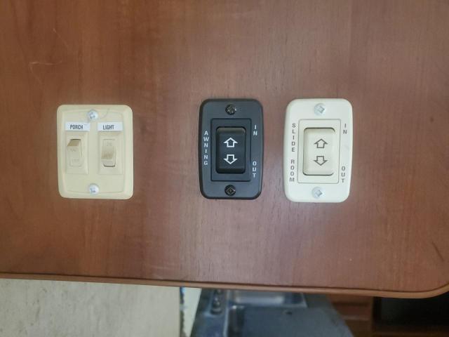 5SFNB362XDE256596 - 2013 HEARTLAND NORTH TRAI 双色 照片 8