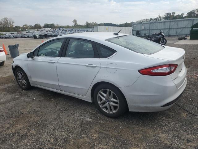 1FA6P0HD6F5111778 - 2015 FORD FUSION SE Ağ foto 2