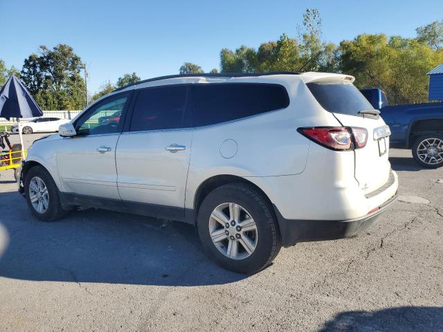 1GNKRGKD6EJ353620 - 2014 CHEVROLET TRAVERSE LT WHITE photo 2