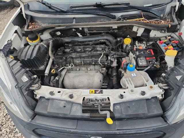 ZFBERFAB8J6J91473 - 2018 RAM PROMASTER Blanco foto 11