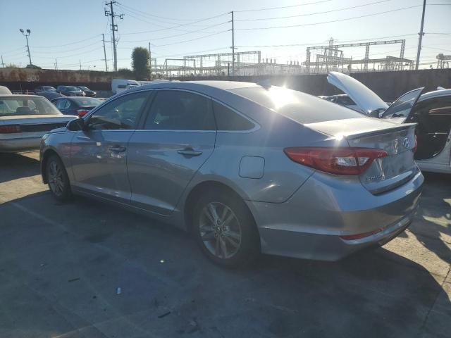 5NPE24AF0GH390413 - 2016 HYUNDAI SONATA SE ვერცხლისფერი ფოტო 2