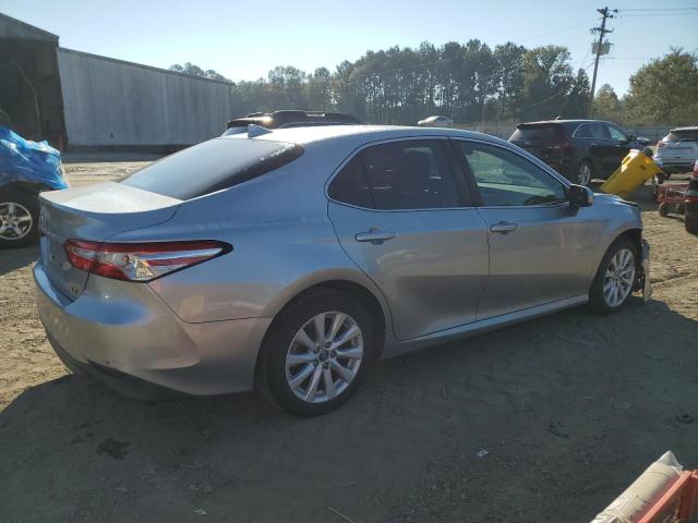 4T1B11HK6KU679524 - 2019 TOYOTA CAMRY L ვერცხლისფერი ფოტო 3