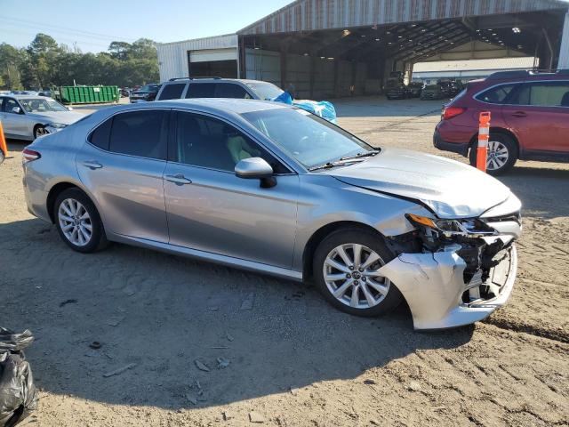 4T1B11HK6KU679524 - 2019 TOYOTA CAMRY L ვერცხლისფერი ფოტო 4