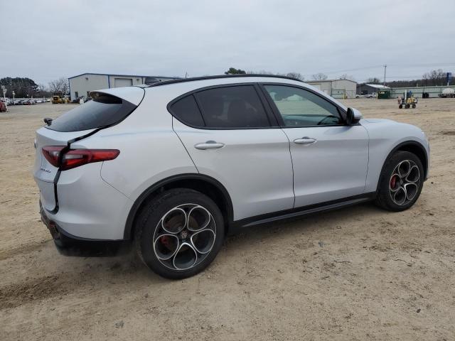 ZASPAKBN5M7D14943 - 2021 ALFA ROMEO STELVIO TI ნაცრისფერი ფოტო 3