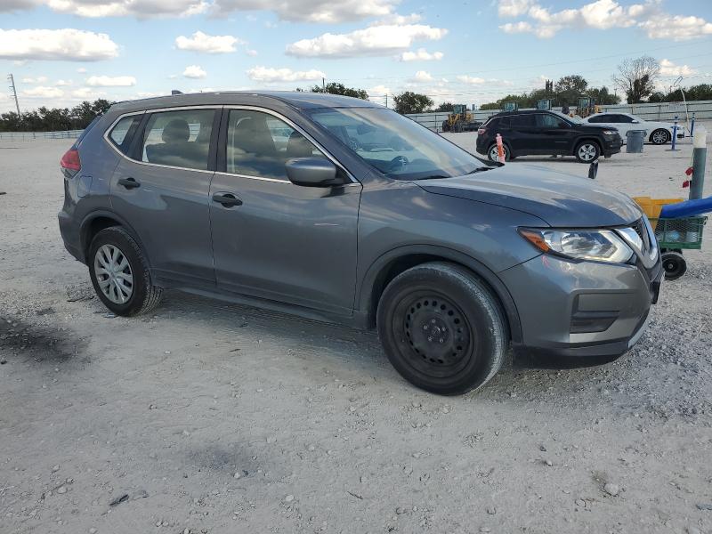 JN8AT2MT3HW402670 - 2017 NISSAN ROGUE S ნაცრისფერი ფოტო 4