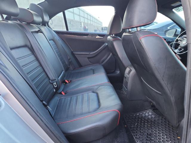 3VW5T7AJ5FM277260 - 2015 VOLKSWAGEN JETTA GLI Argent photo 10