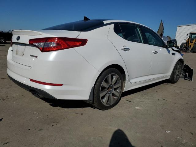5XXGR4A64CG076614 - 2012 KIA OPTIMA SX WHITE photo 3