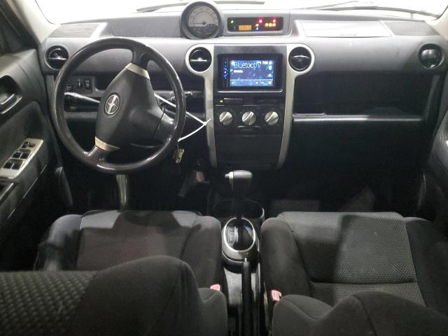 JTLKT324350173492 - 2005 TOYOTA SCION XB TWO TONE photo 8