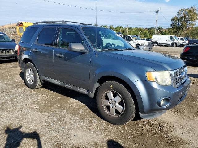 1FMCU9DG8BKA12803 - 2011 FORD ESCAPE XLT 蓝色 照片 4