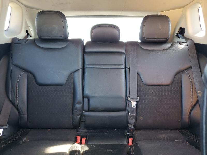 3C4NJCBB9JT124145 - 2018 JEEP COMPASS LATITUDE Noir photo 10