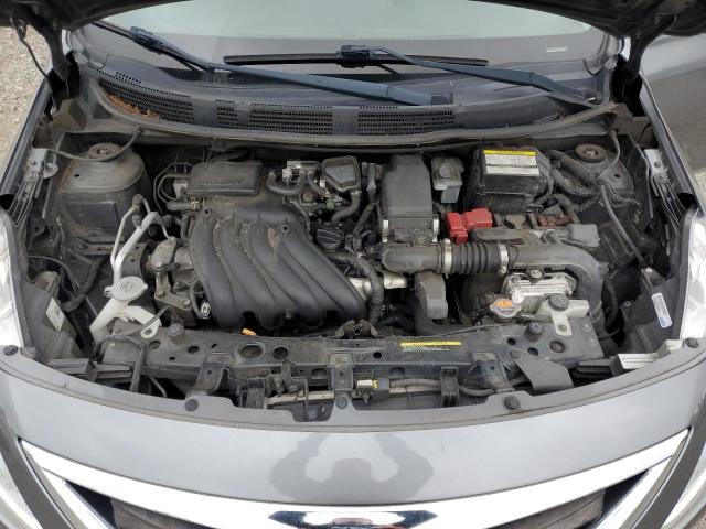 3N1CN7APXKL832750 - 2019 NISSAN VERSA S Grau Foto 11