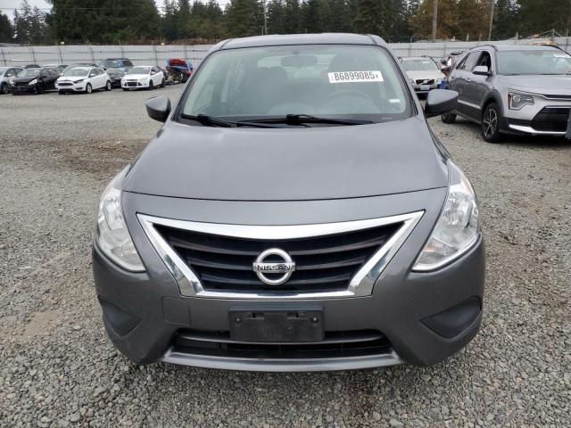 3N1CN7APXKL832750 - 2019 NISSAN VERSA S Grau Foto 5
