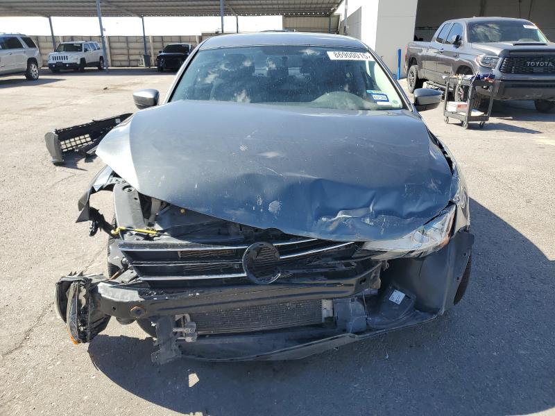 3VW2B7AJ2HM308974 - 2017 VOLKSWAGEN JETTA S Grau Foto 5