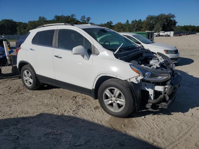 KL7CJLSB0KB911749 - 2019 CHEVROLET TRAX 1LT WHITE photo 4