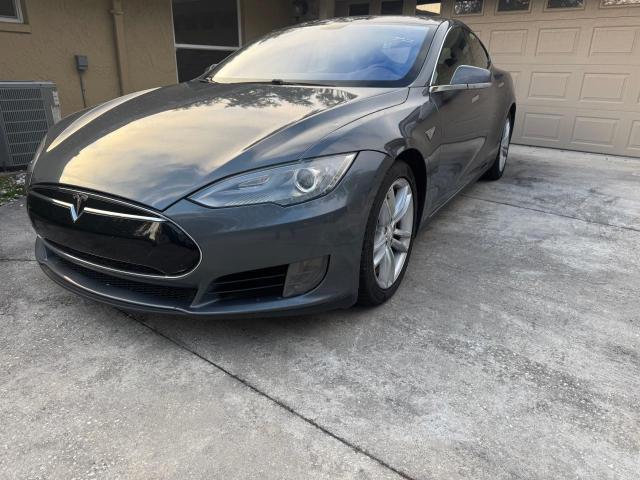 5YJSA1AC6DFP10886 - 2013 TESLA MODEL S 灰色 照片 2