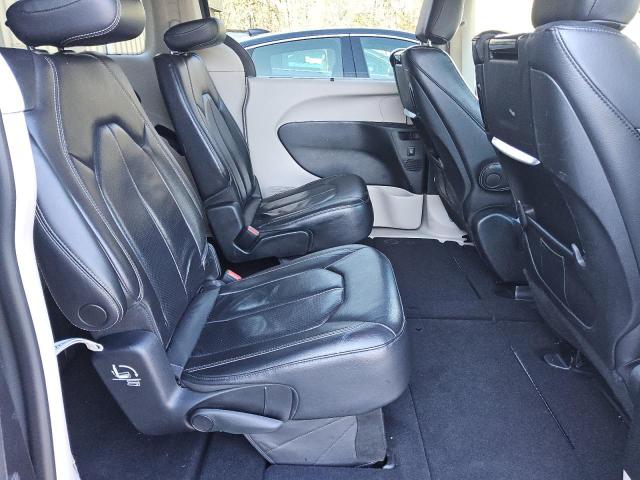 2C4RC1BG9NR123839 - 2022 CHRYSLER PACIFICA TOURING L GRAY photo 11