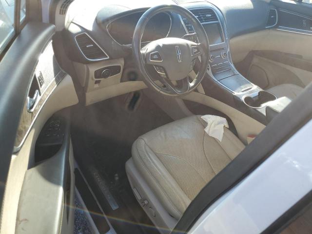 2LMPJ6LR1HBL15425 - 2017 LINCOLN MKX RESERVE Weiß Foto 8