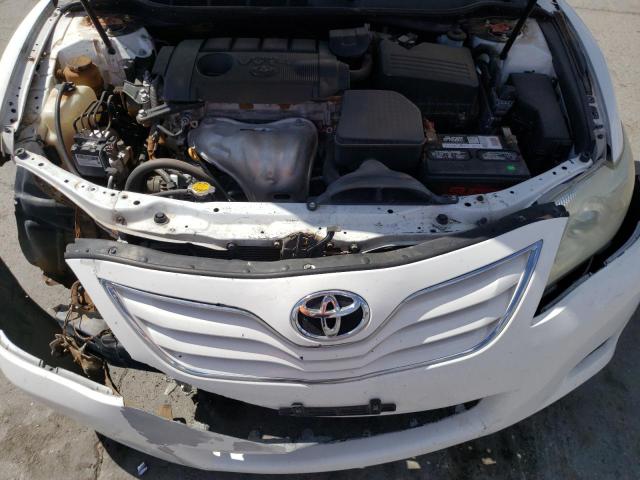 4T4BF3EKXBR108349 - 2011 TOYOTA CAMRY BASE WHITE photo 11