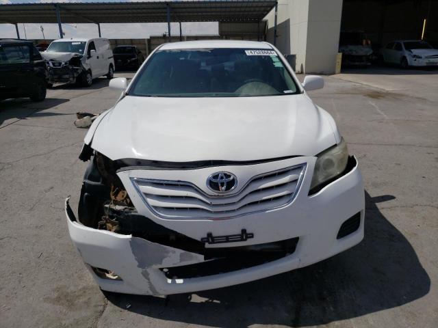 4T4BF3EKXBR108349 - 2011 TOYOTA CAMRY BASE WHITE photo 5