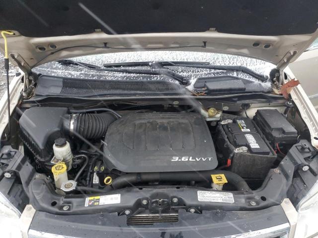 2C4RC1CG2DR818158 - 2013 CHRYSLER TOWN & COU TOURING L GOLD photo 12