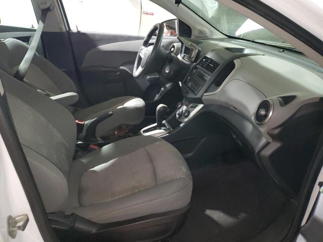 1G1JA5SH1E4235601 - 2014 CHEVROLET SONIC LS WHITE photo 7